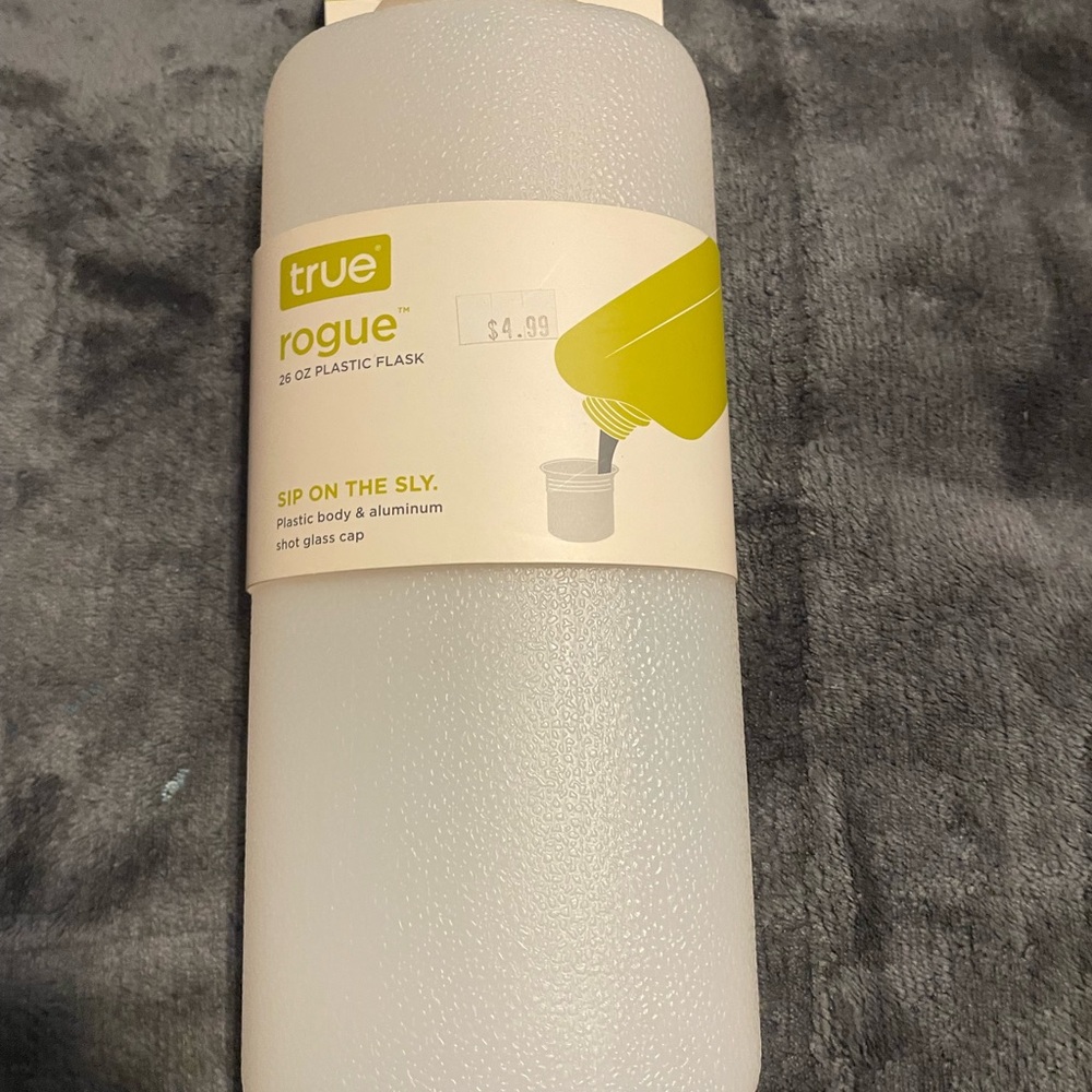 Flask PlasticTrue Rogue NWT